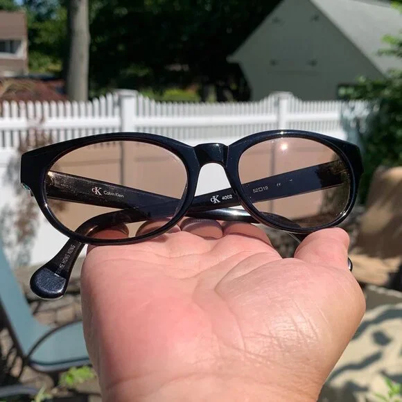 FIRM PRICE Calvin Klein Sunglasses - Picture 6 of 9